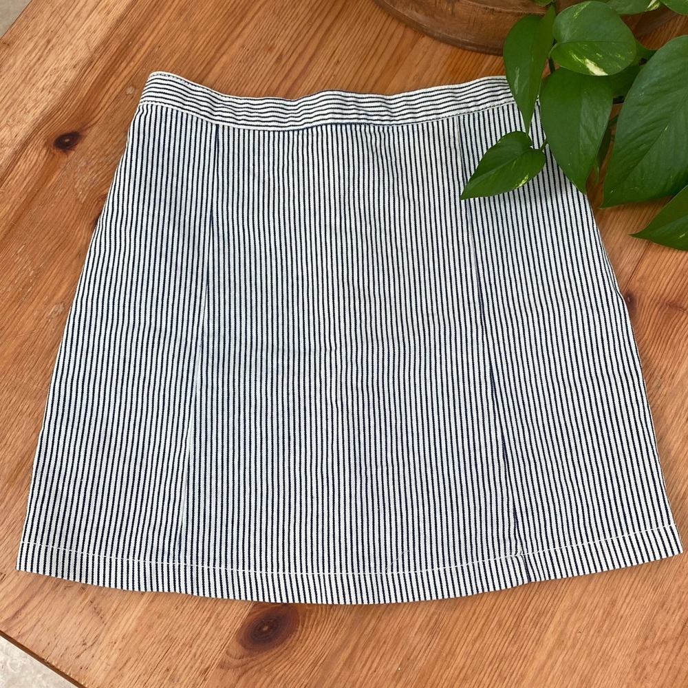 Brandy Melville Striped Miniskirt - Picture 2 of 3